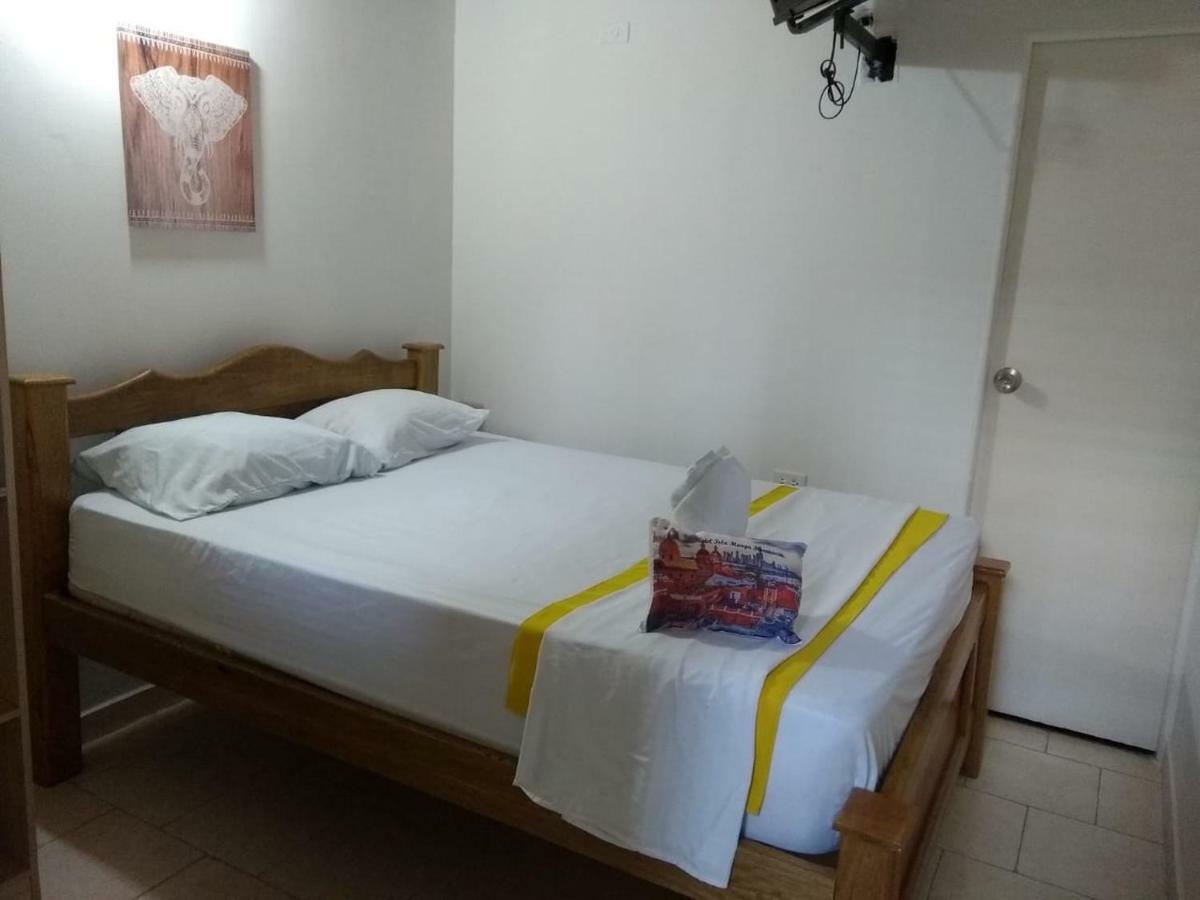 Hotel Isla Manga Home Cartagena Екстериор снимка